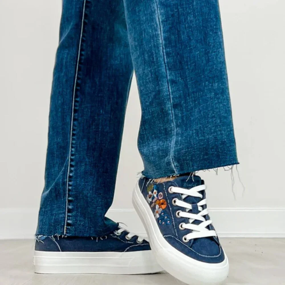 NEW BLOWFISH Sadie Sneakers in navy for women 266 2T7 - Picture 11 of 11